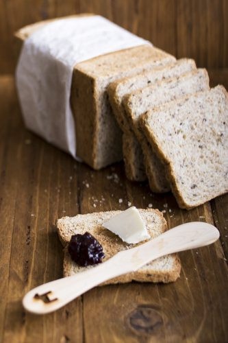 pane in cassetta integrale ai semi