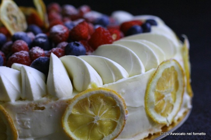 Torta con crema chocolatin bianca