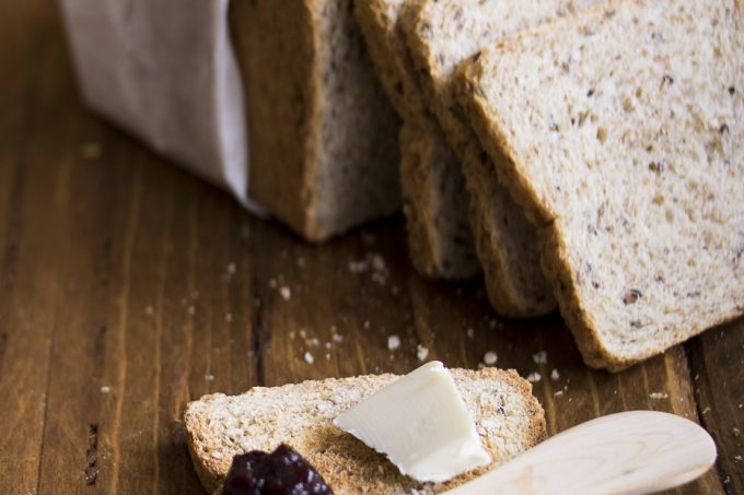 pane in cassetta integrale ai semi